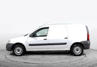 Подержанный автомобиль LADA (ВАЗ) Largus Wagon 2014 года (3 фото)