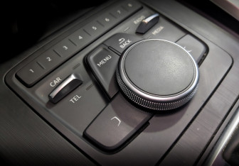 Подержанный автомобиль Audi A4 Sedan 2019 года (27 фото)