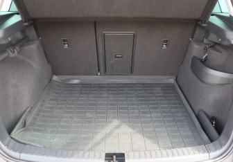 Подержанный автомобиль Skoda Karoq 2020 года (23 фото)