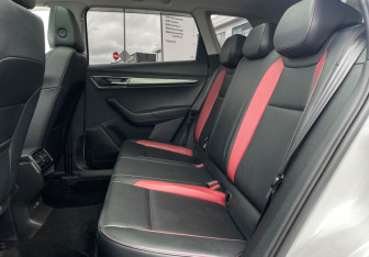 Подержанный автомобиль Skoda Karoq 2023 года (10 фото)