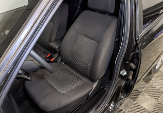 Подержанный автомобиль LADA (ВАЗ) Granta Sedan 2023 года (20 фото)