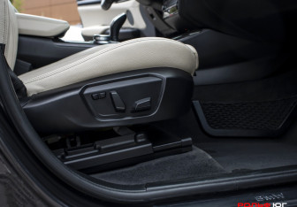 Подержанный автомобиль BMW X4 2017 года (16 фото)