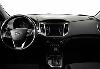 Подержанный автомобиль Hyundai Creta 2018 года (8 фото)
