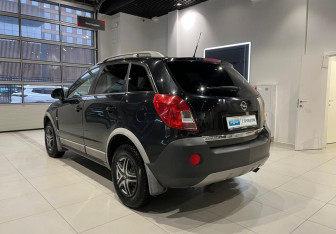 Подержанный автомобиль Opel Antara 2013 года (6 фото)