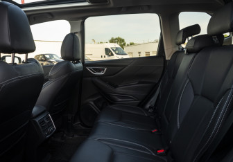 Подержанный автомобиль Subaru Forester Suv 2021 года (16 фото)