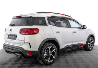Подержанный автомобиль Citroen C5 Aircross 2019 года (5 фото)