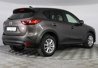 Подержанный автомобиль Mazda CX-5 2016 года (5 фото)