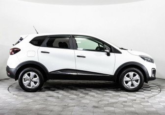 Подержанный автомобиль Renault Kaptur 2018 года (4 фото)