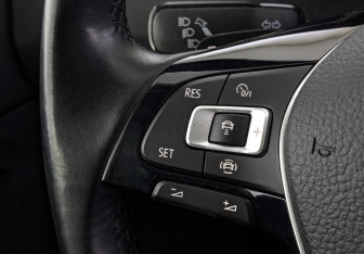 Подержанный автомобиль Volkswagen Tiguan 2020 года (27 фото)