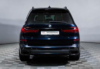 Подержанный автомобиль BMW X7 2019 года (6 фото)