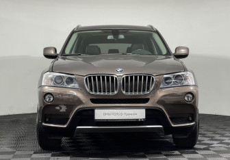 Подержанный автомобиль BMW X3 2014 года (3 фото)