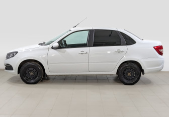 Подержанный автомобиль LADA (ВАЗ) Granta Sedan 2023 года (8 фото)