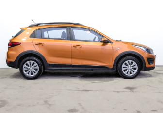 Подержанный автомобиль Kia Rio Hatchback 2019 года (4 фото)