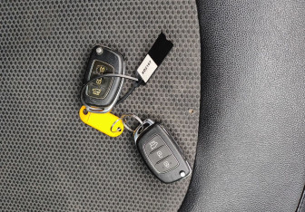 Подержанный автомобиль Hyundai ix35 2015 года (16 фото)