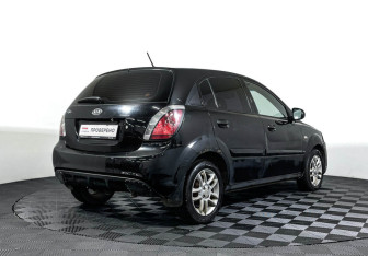 Подержанный автомобиль Kia Rio Hatchback 2010 года (5 фото)