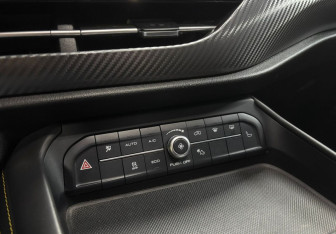 Подержанный автомобиль Haval F7x 2020 года (16 фото)