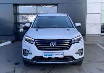 Подержанный автомобиль Changan CS75 2022 года (2 фото)