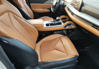 Подержанный автомобиль Changan Hunter Plus 2024 года (9 фото)