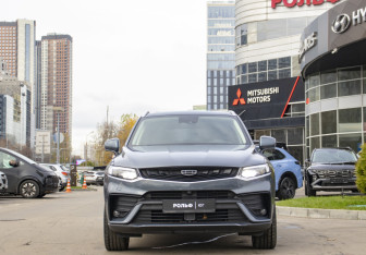 Подержанный автомобиль Geely Tugella 2022 года (27 фото)