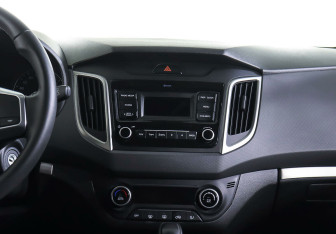 Подержанный автомобиль Hyundai Creta 2020 года (11 фото)