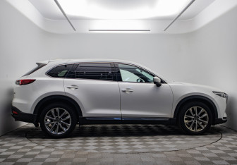 Подержанный автомобиль Mazda CX-9 2019 года (4 фото)