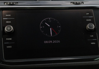 Подержанный автомобиль Volkswagen Tiguan 2018 года (18 фото)