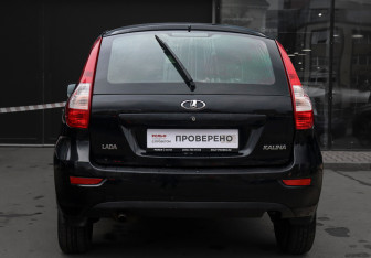 Подержанный автомобиль LADA (ВАЗ) Kalina Hatchback 2013 года (7 фото)