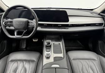 Подержанный автомобиль Chery Arrizo 8 2023 года (16 фото)