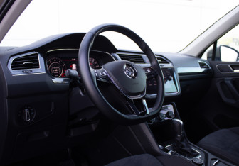 Подержанный автомобиль Volkswagen Tiguan 2017 года (9 фото)