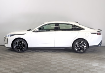 Новый Changan Lamore 2023 (3 фото)