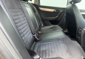 Подержанный автомобиль Volkswagen Passat Wagon 2011 года (11 фото)