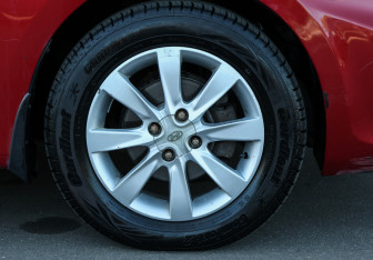 Подержанный автомобиль Hyundai Solaris Hatchback 2012 года (18 фото)