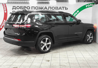 Новый Jeep Grand Cherokee 2023 (4 фото)