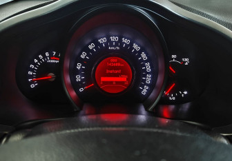 Подержанный автомобиль Kia Sportage 2011 года (14 фото)