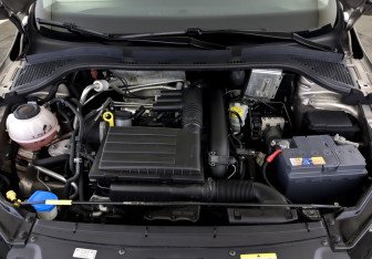 Подержанный автомобиль Skoda Rapid Liftback 2021 года (9 фото)
