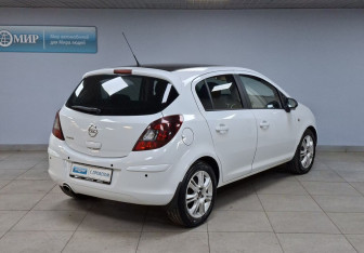 Подержанный автомобиль Opel Corsa 2012 года (5 фото)