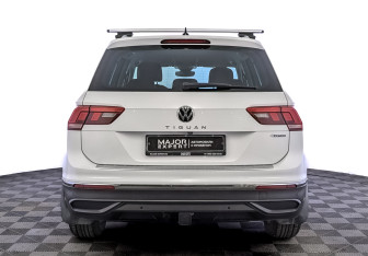 Подержанный автомобиль Volkswagen Tiguan 2021 года (6 фото)