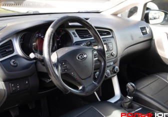 Подержанный автомобиль Kia Ceed Wagon 2014 года (10 фото)