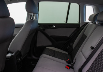 Подержанный автомобиль Volkswagen Tiguan 2010 года (11 фото)
