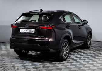 Подержанный автомобиль Lexus NX 2015 года (5 фото)