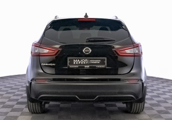 Подержанный автомобиль Nissan Qashqai 2021 года (6 фото)