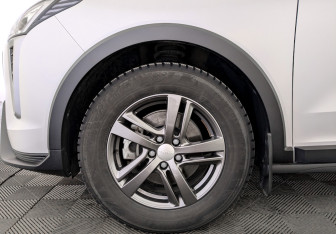 Подержанный автомобиль Haval Jolion 2024 года (18 фото)