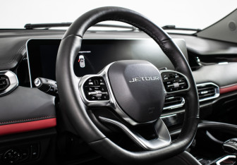 Подержанный автомобиль Jetour X50 2024 года (16 фото)