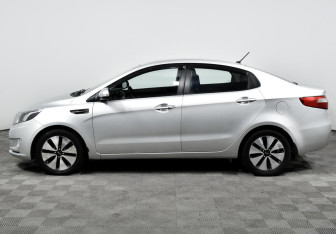 Подержанный автомобиль Kia Rio Sedan 2013 года (3 фото)