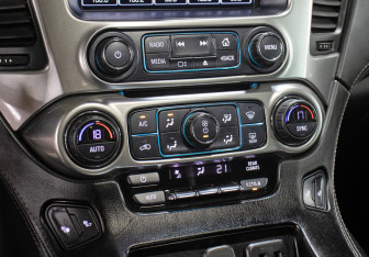 Подержанный автомобиль Chevrolet Tahoe 2017 года (18 фото)