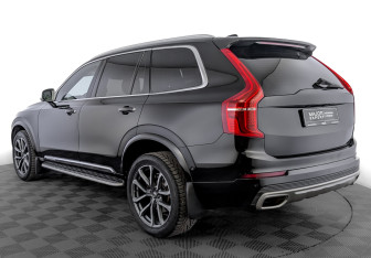 Подержанный автомобиль Volvo XC90 2017 года (7 фото)
