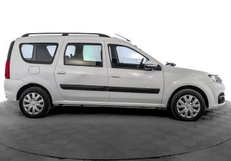 Подержанный автомобиль LADA (ВАЗ) Largus Wagon 2021 года (4 фото)
