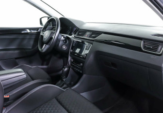 Подержанный автомобиль Skoda Rapid Liftback 2019 года (8 фото)