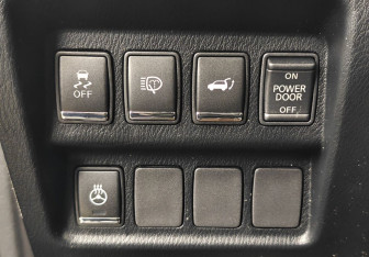 Подержанный автомобиль Infiniti QX60 2016 года (18 фото)