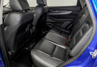 Подержанный автомобиль Exeed LX 2022 года (11 фото)